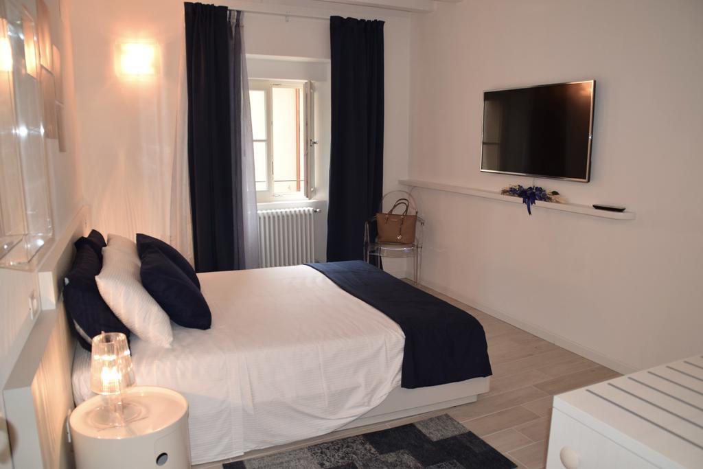 Verona White Lodge Bagian luar foto
