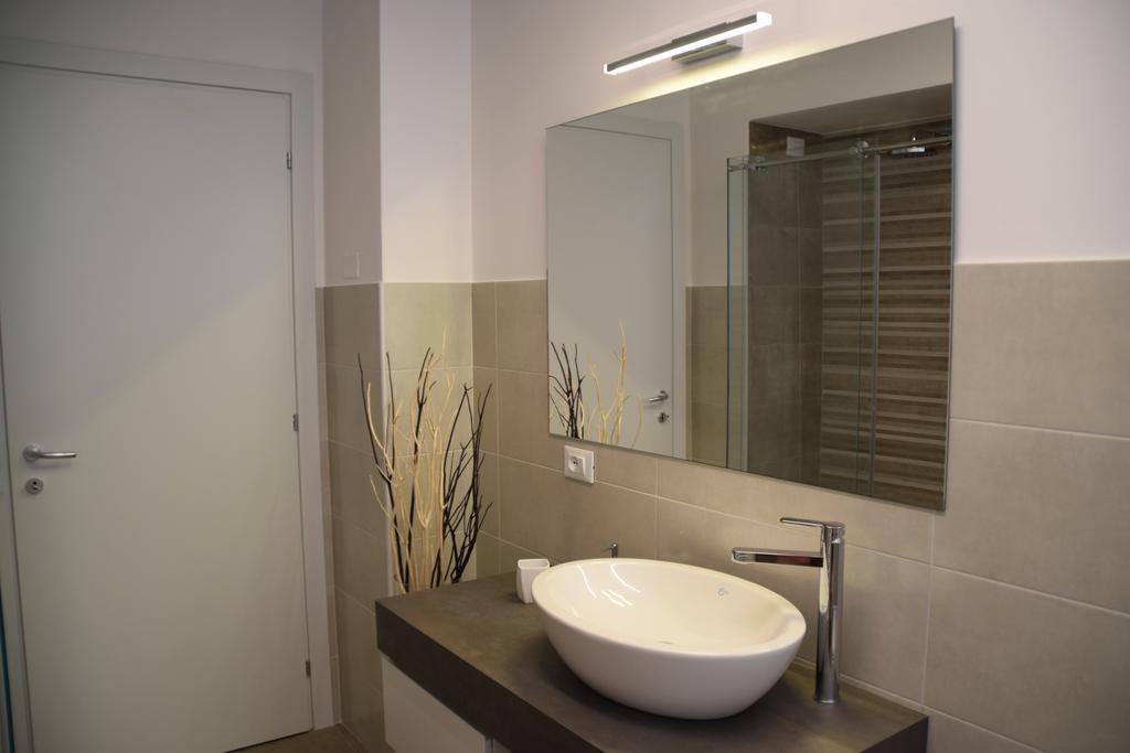 Verona White Lodge Bagian luar foto