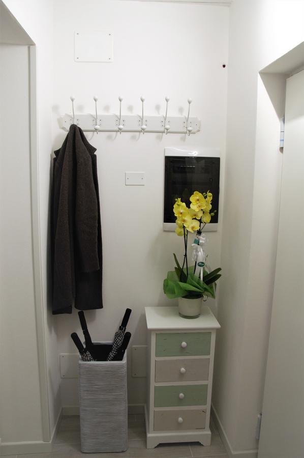 Verona White Lodge Bagian luar foto